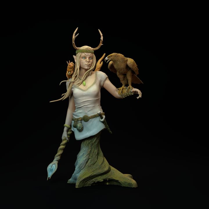 Female Druid bust