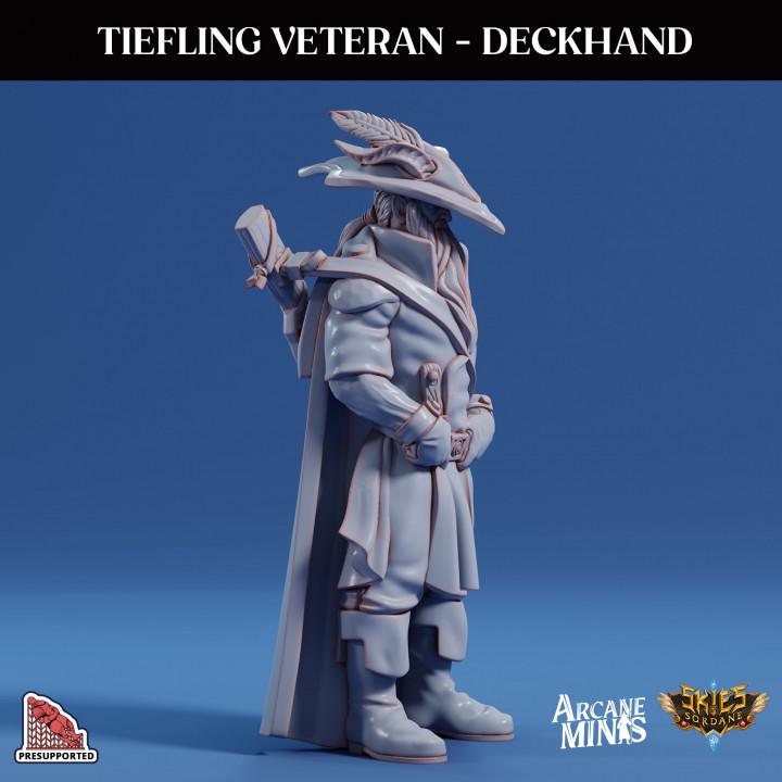 Tiefling Veteran - Deckhand