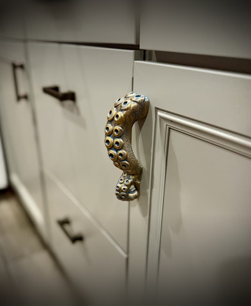octopus door handle