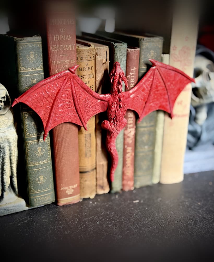 Dragon spine hugger