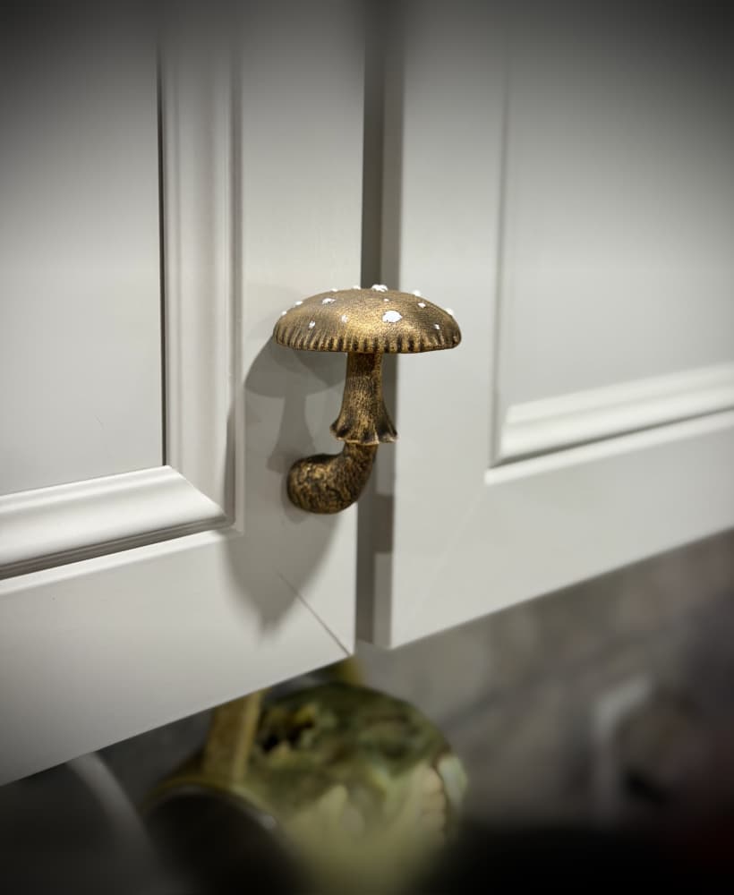 mushroom drawer pull