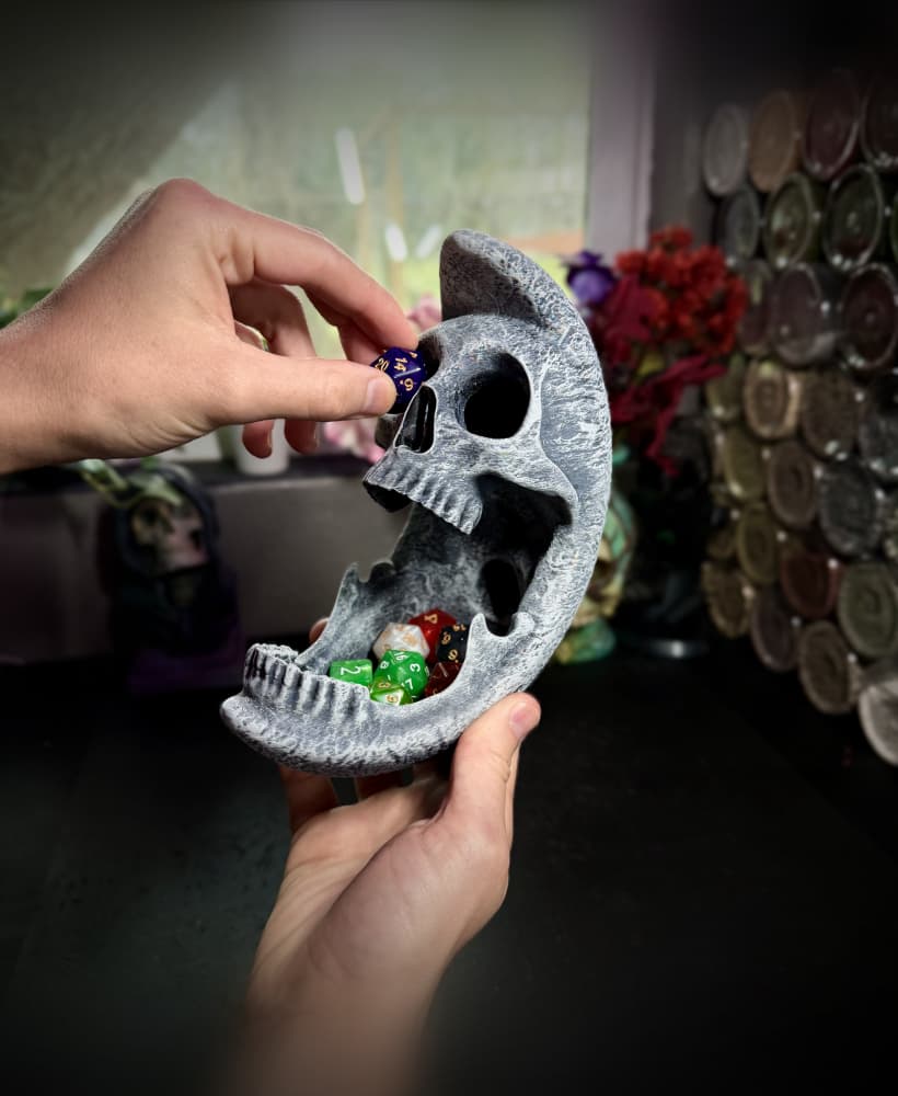 Skull moon dice tower
