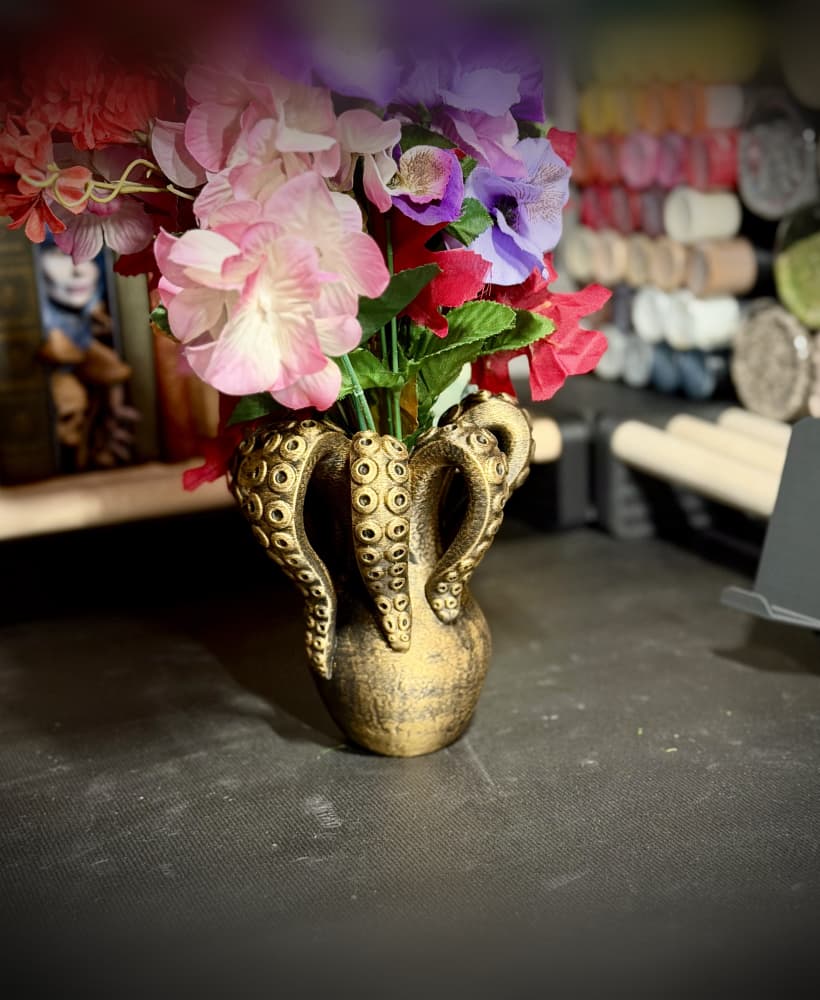Octopus vase
