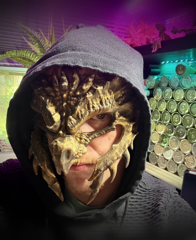 Dragon cultist mask